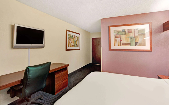 Microtel Inn by Wyndham Atlanta Airport