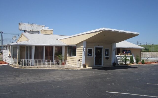 Отель Scottish Inn Niagara Falls США, Ниагара-Фолс - отзывы, цены и фото номеров - забронировать отель Scottish Inn Niagara Falls онлайн вид на фасад