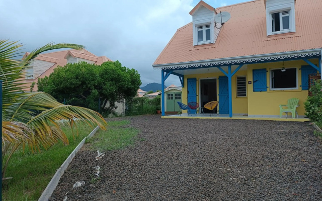 Villa Arc-en-Ciel, magnifique cocon familial avec piscine