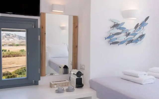 SUNNY Studio w.Breathtaking Naxos Views in Isterni