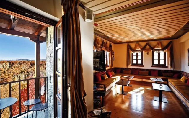 Hotel Athina