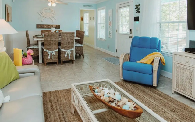 Serene Steinhatchee River Home w/ Boat Dock