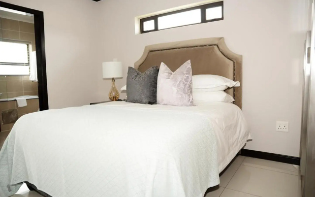 Vonzee apartment on Palmview Estate.