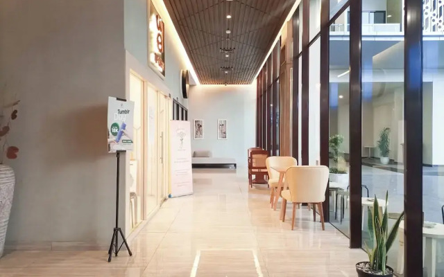 Modern Look And Comfortable Studio At Patraland Amarta Apartment