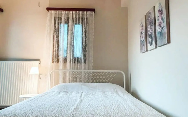 Sunrise Villa in Skyros - Coastal Sea View Haven
