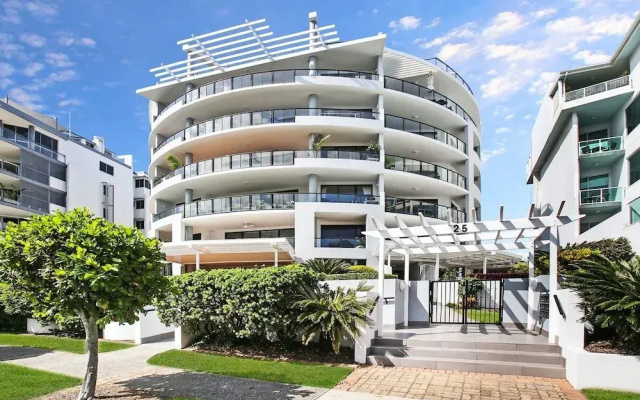 Cotton Tree Absolute Waterfront