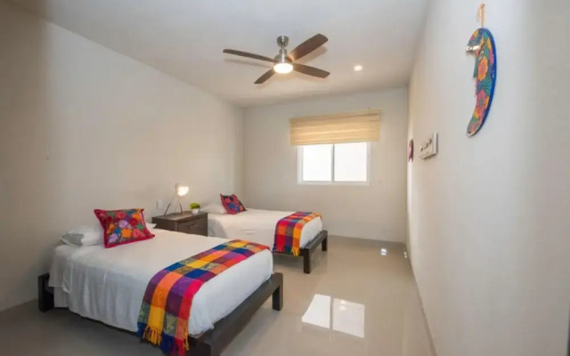 Los Azulejos 5D 3 BR by Casago