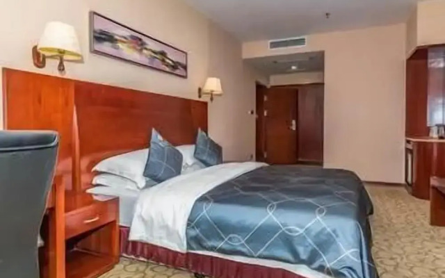 Chonpines Hotels·Anshun Taixiang Baili