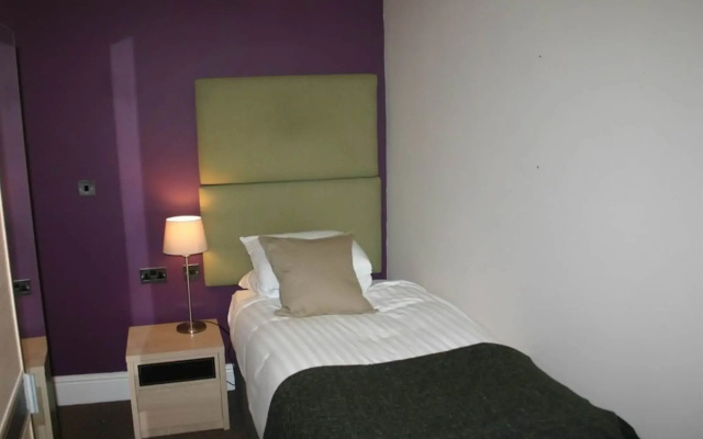 Station Hotel