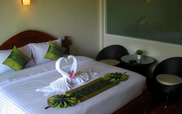Hongte Khaolak Resort