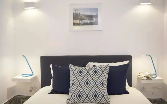 CHIADO BLUE by HOMING