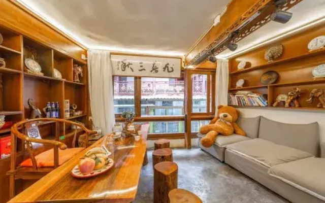 Linshuiju Inn (Lijiang Ancient City Branch)