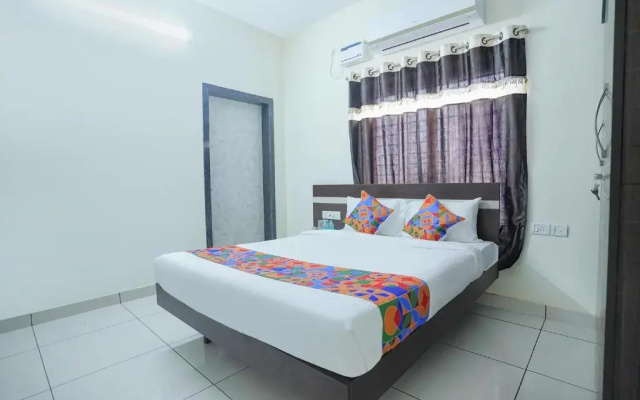 Via Town Space Apartment