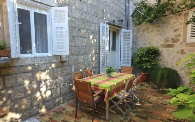 Holiday home Korta - 50 m from sea