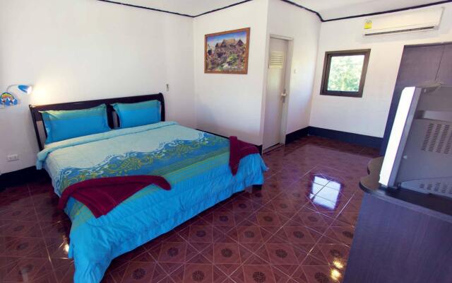 Lotus Friendly Hotel Самуи комната для гостей
