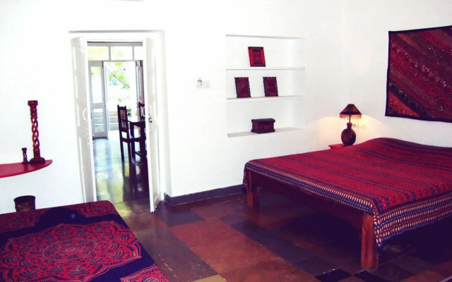Hibiscus Heritage - A Lake View Hotel in Udaipur