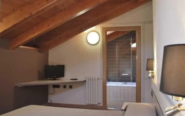 Hotel Saloria