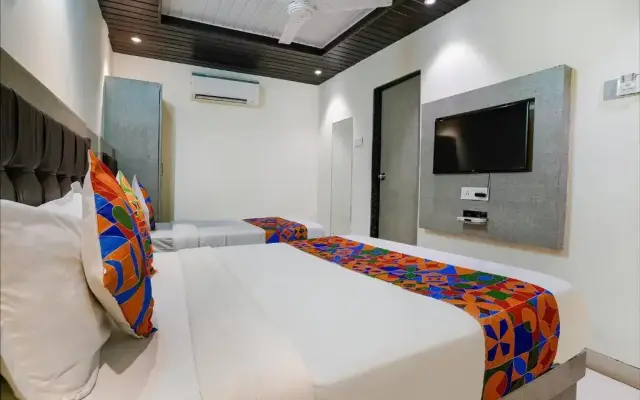 New Hotel Prince Palace