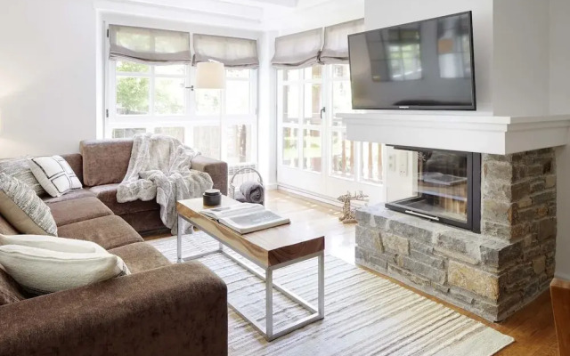 Val de Ruda Luxe 63 by Feelfree Rentals