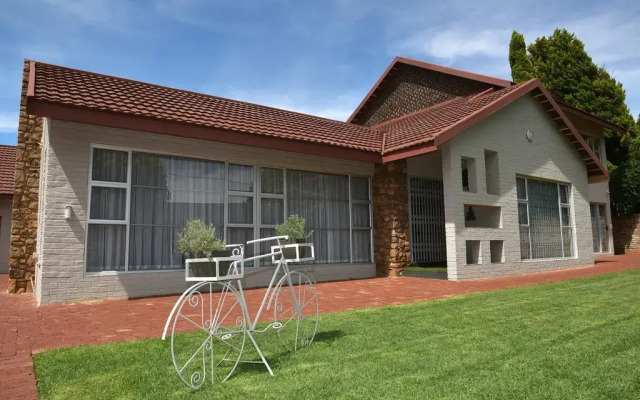 Alma Mater Guesthouse