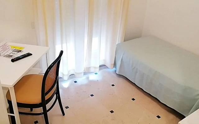 Hyencos Hotel Calos