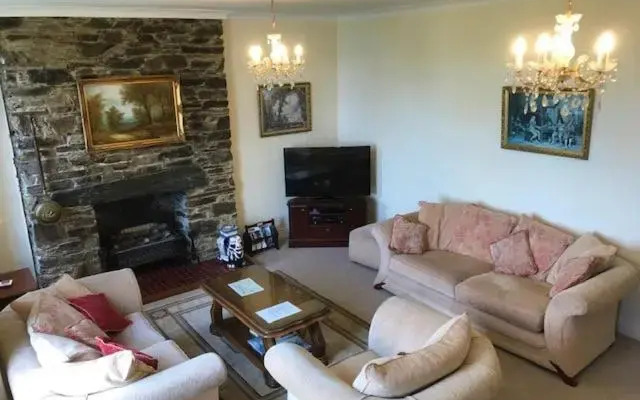 Ravenscliffe Lodge