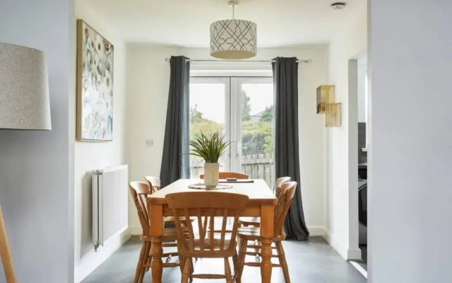 Halifax Gorgeous New Home - 3 Bedrooms