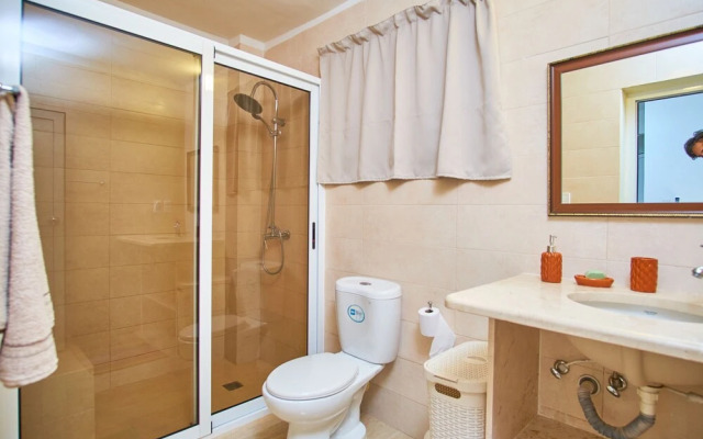 Luxury Villa with Pool-Jacuzzi Sea View