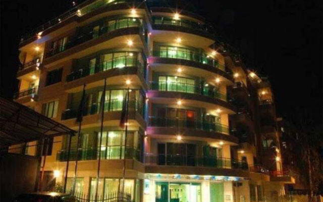 Отель Europe Hotel Sofia Болгария, София - 1 отзыв об отеле, цены и фото номеров - забронировать отель Europe Hotel Sofia онлайн вид на фасад