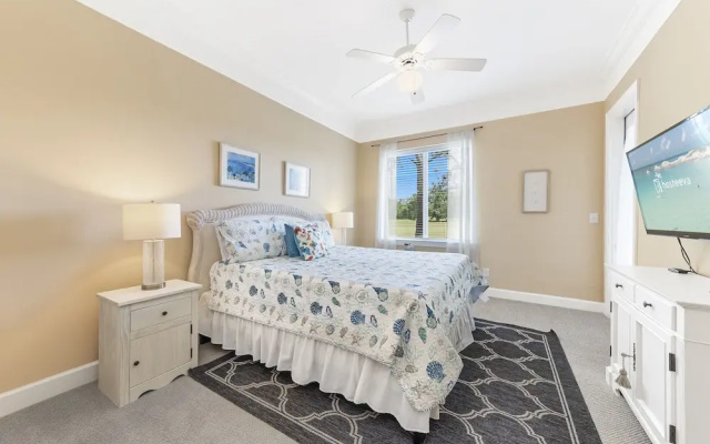 Peninsula Links B102