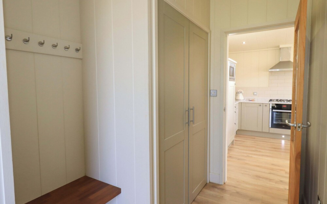Kingfisher Lodge