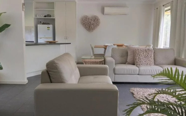 Island Cove Villas
