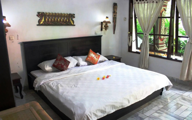 Anom Beach Hotel