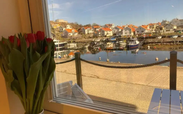 Bjorko SeaLodge