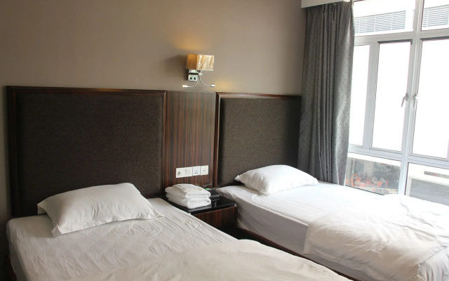 Fan Holiday Hotel By Glex