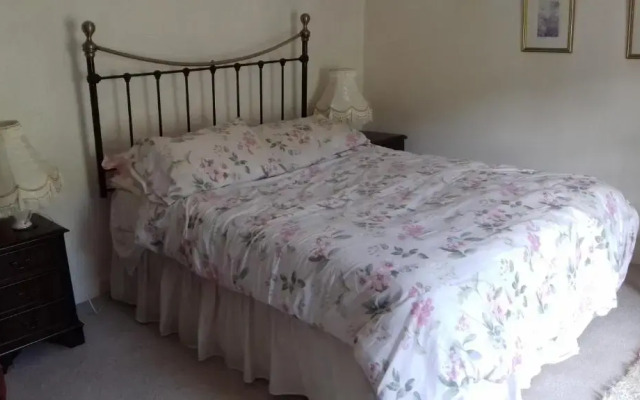 Hills Farm B&B Laugharne