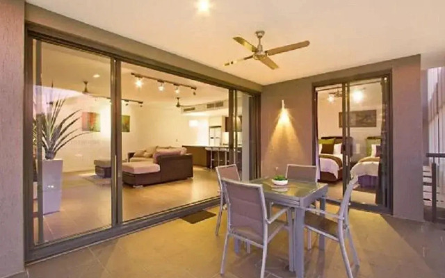 Wharf Escape Holiday Apartments