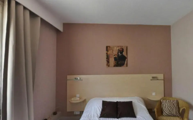 Hôtel la Croix Couverte