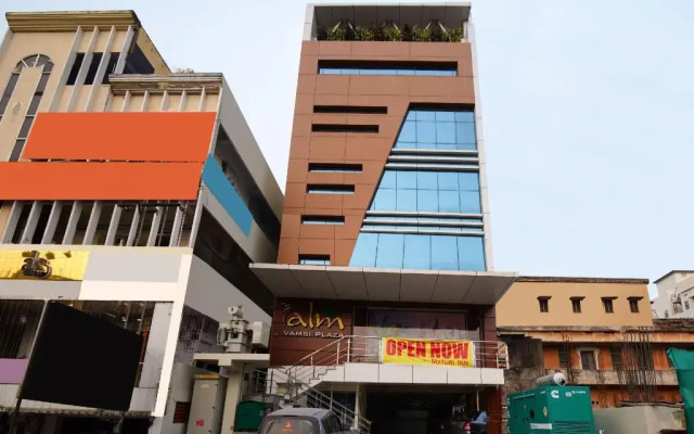 Mayuri Inn by OYO Rooms