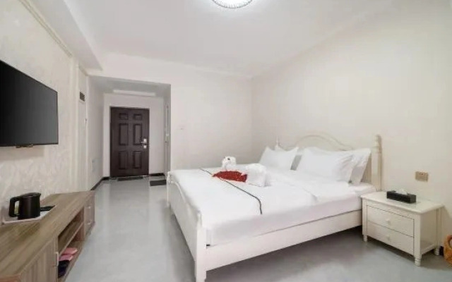 Kunming LanYu Hotel (Yongxin Harvard Center Branch)