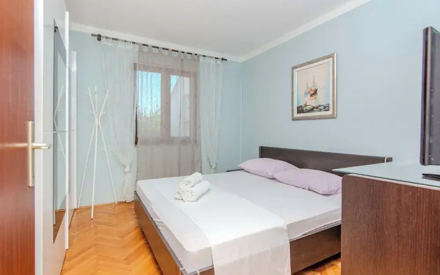 Holiday home Suric