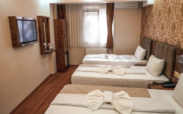 Fortynine Hotel