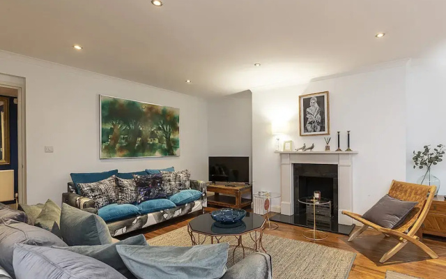Charm 2BR South Kensington Flat Near Gloucester Rd