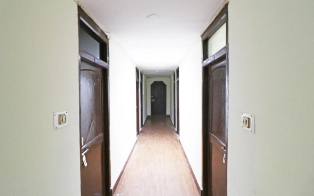 OYO 18508 Hotel Shreya