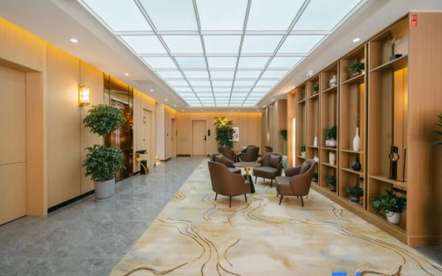 Li  Feng  Hua   Zhu  Homestay   House