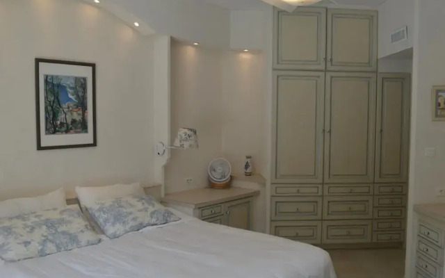 Rural Villa in Lorgues With a Private Pool