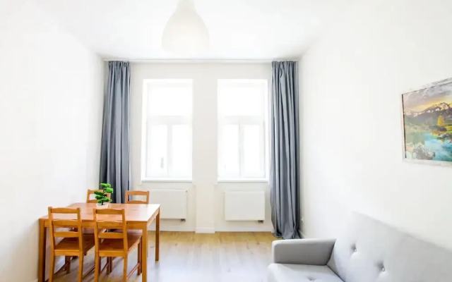 Churchill Apartments