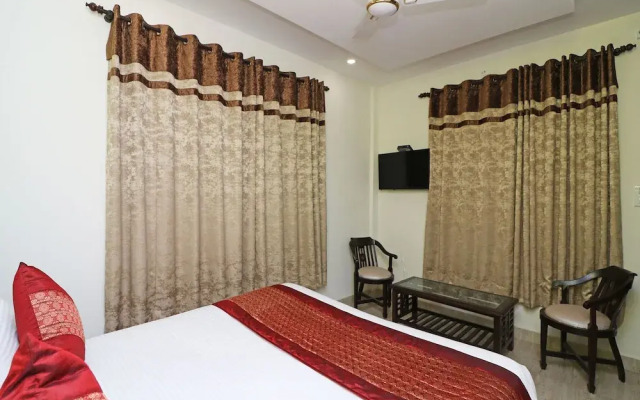 OYO 12764 Grand Inn