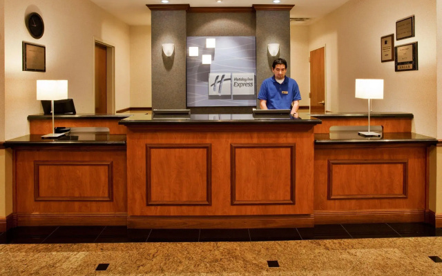 Holiday Inn Express Hotel & Suites Lake Okeechobee by IHG