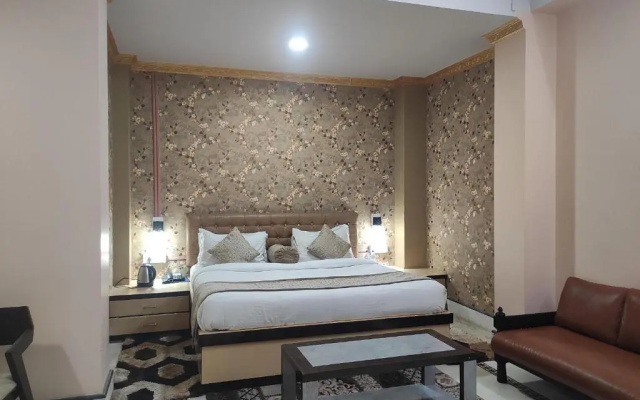 Hotel Rising Sun